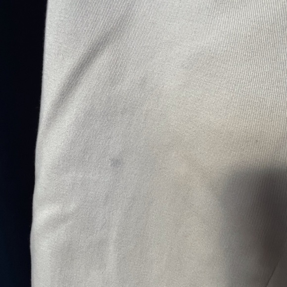 Favourite Fit LL Bean pants. 10P  leg is 28 inches. - Picture 11 of 11